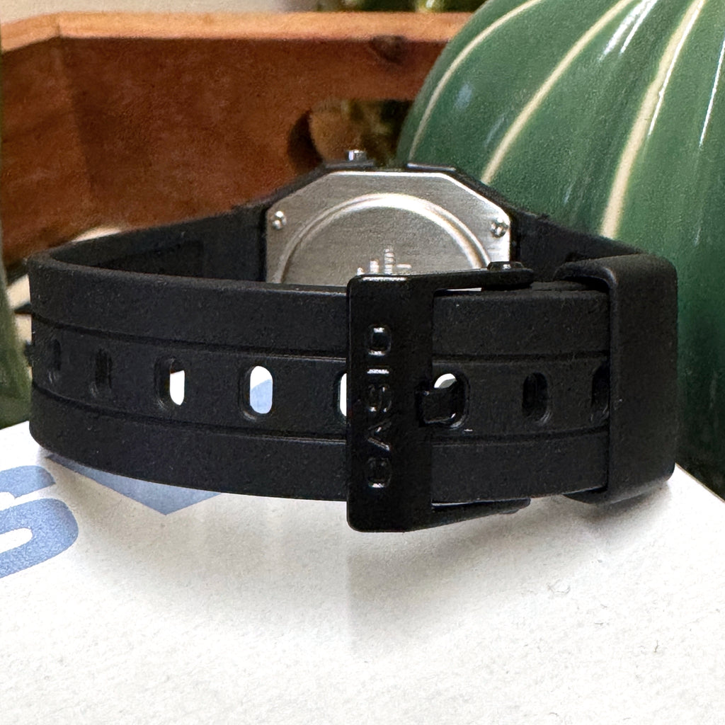 CASIO F91W-1 Men's Classic Resin Strap Sport Wristwatch