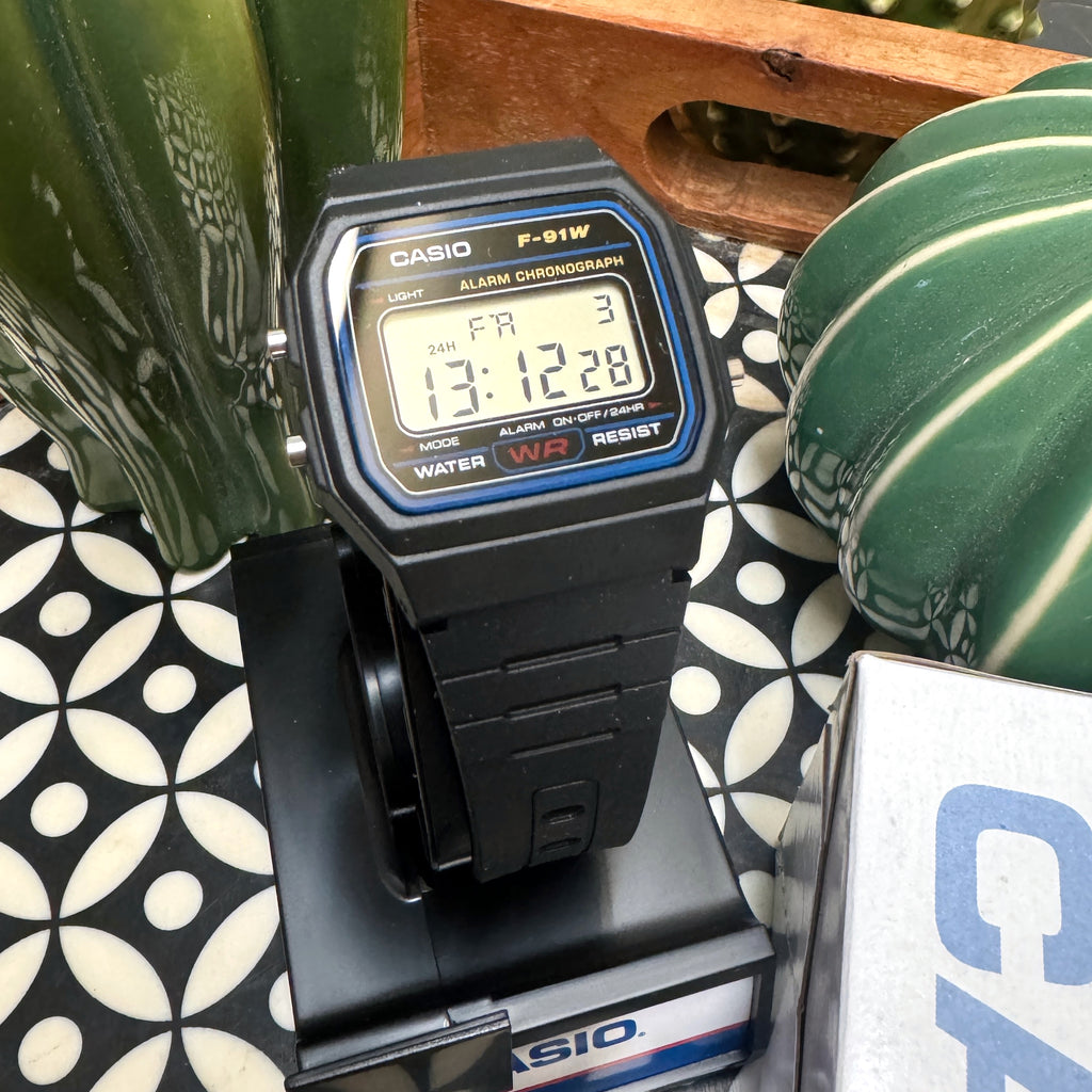 CASIO F91W-1 Men's Classic Resin Strap Sport Wristwatch